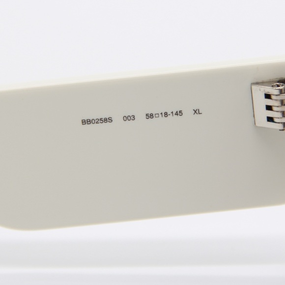 NEW BALENCIAGA BB0258S 003 OVERSIZED WOMEN WHITE SUNGLASSES BALENCIAGA - Picture 12 of 13